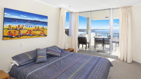 Sandcastle 201 - Accommodation Newcastle 3