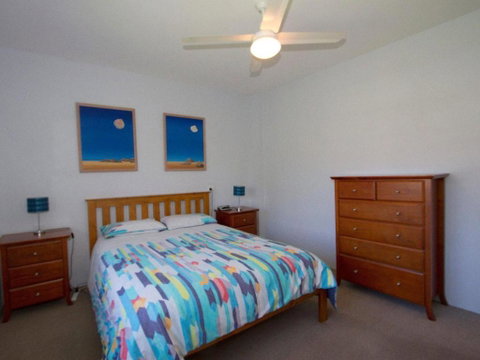 Sandcastle 7 With WiFi - Accommodation Newcastle 3