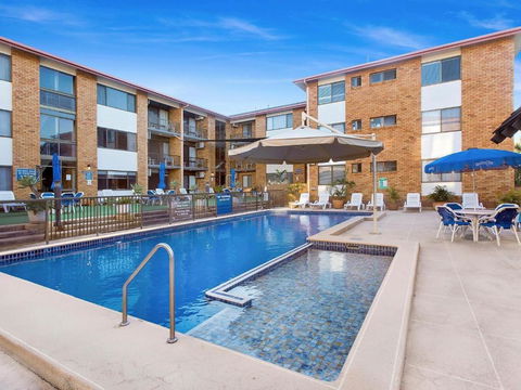 Sandcastles Holiday Apartments - Accommodation Newcastle 0