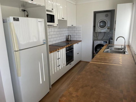Sandpebbles 1 Pebbly Beach - Accommodation Newcastle 1