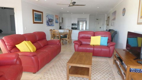 Sands 16, 20 - 22 Pacific Parade - Accommodation Newcastle 3