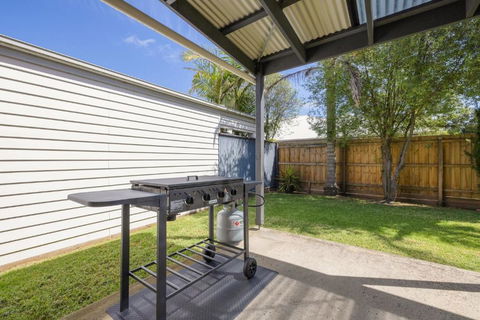 Sandy Beach House Cowes - Accommodation Newcastle 3