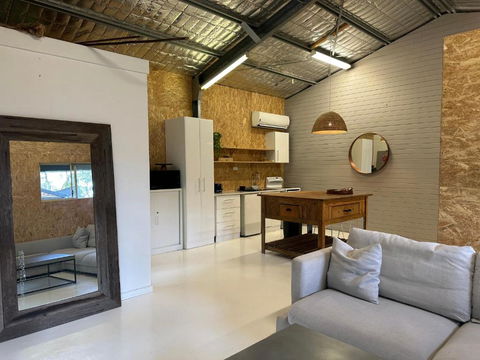 Solace In Salt Ash - Accommodation Newcastle 0