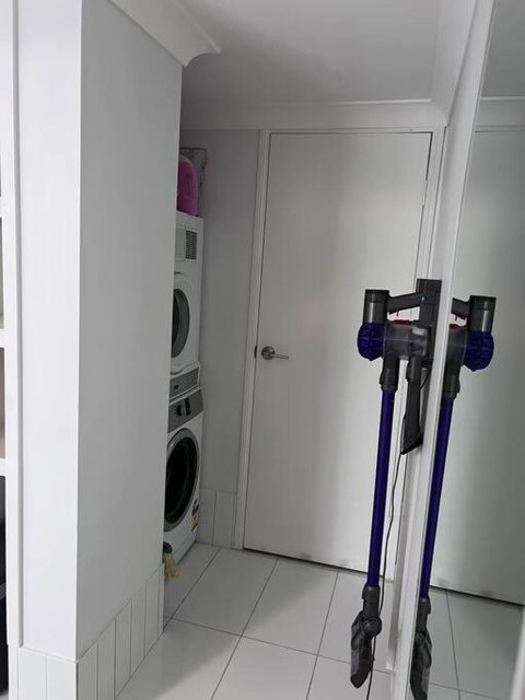 Sophisticated Spacious Self Contained Studio - Accommodation Newcastle 3
