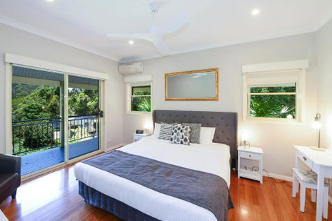 The Acreage Boutique Guesthouse - Accommodation Newcastle 0