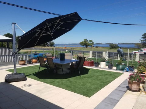 The DOLPHIN PLACE - Accommodation Newcastle 2