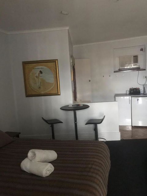 The Flinders Hotel Motel Port Augusta - Accommodation Newcastle 3