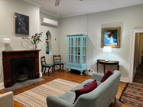 The Garden Cottage - Accommodation Newcastle 1