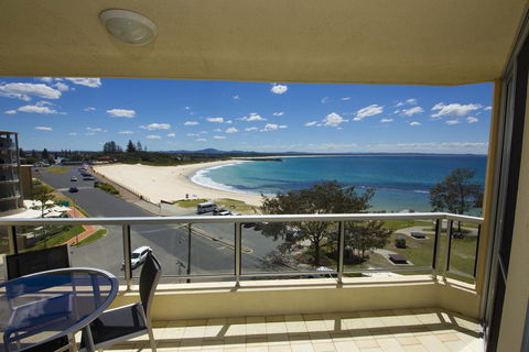 Beachpoint, Unit 401, 28 North Street - Accommodation Newcastle 1