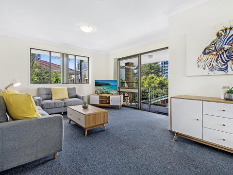 Beachside Delight Near Convention Centre - Accommodation Newcastle 0