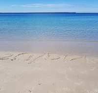 Beachside Husky - Waterfront - Accommodation Newcastle