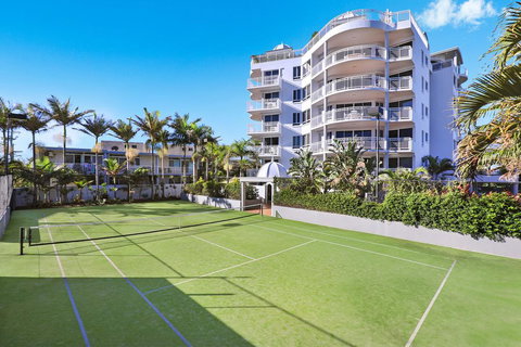Beachside Resort Kawana Waters - Accommodation Newcastle 3
