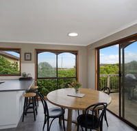 Beacon Point House - Accommodation Newcastle