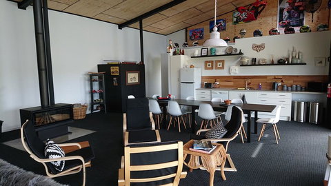 Bed In A Shed Tasmania - Accommodation Newcastle 1