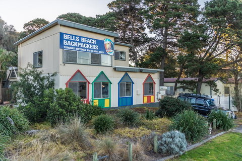 Bells Beach Backpackers - Accommodation Newcastle 0