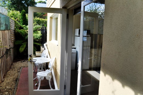 Belton Apartments - The Studio - Accommodation Newcastle 2