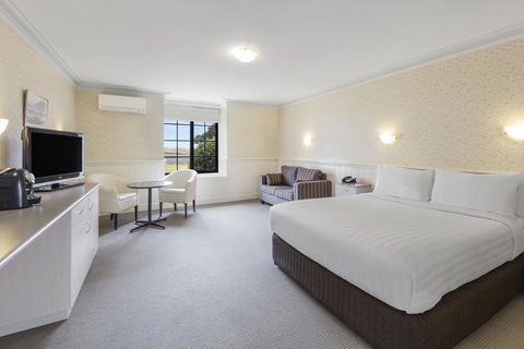 Best Western Olde Maritime Motor Inn - Accommodation Newcastle 3