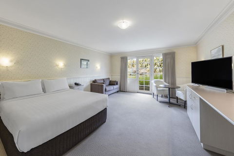 Best Western Olde Maritime Motor Inn - Accommodation Newcastle 2