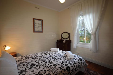 Bienvenue - Accommodation Newcastle 3