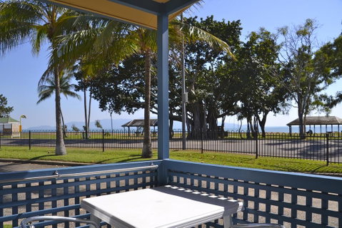 BIG4 Rowes Bay Beachfront Holiday Park - Accommodation Newcastle 1