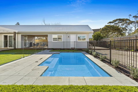 Birdrock Beach Bed And Breakfast - Accommodation Newcastle 0