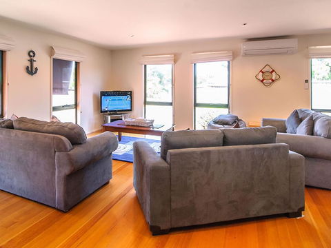 Blue Haven - Accommodation Newcastle 2