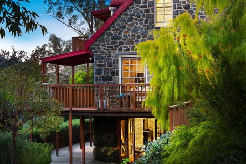 Bluegums Retreat - Accommodation Newcastle 2