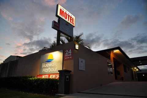 Bluewater Harbour Motel - Accommodation Newcastle 0