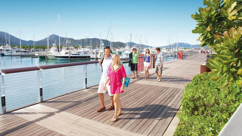 Boatel Cairns - Accommodation Newcastle 1