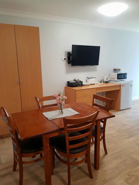The Major Mitchell Motel - Accommodation Newcastle 2