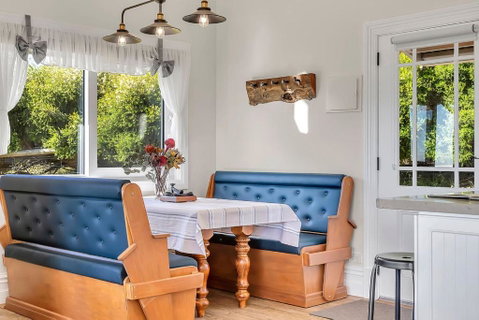 Time Out Train Station - Accommodation Newcastle 1