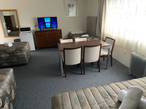 Titania Motel - Accommodation Newcastle 0