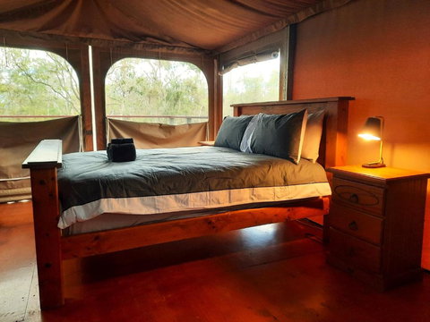 Wild Nature Lodge, Mareeba Wetlands - Accommodation Newcastle 1