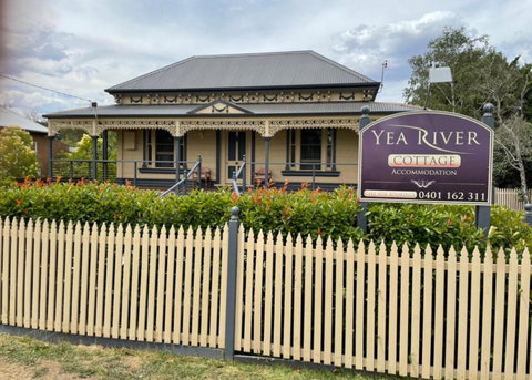 Yea River Cottage - Accommodation Newcastle 3