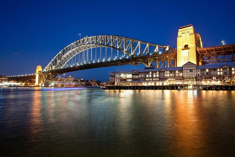 Private Tour: Sydney At Night - Accommodation Newcastle 0