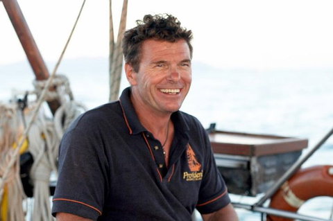 Whitehaven Beach Sailing And Snorkeling Cruise - Accommodation Newcastle 2