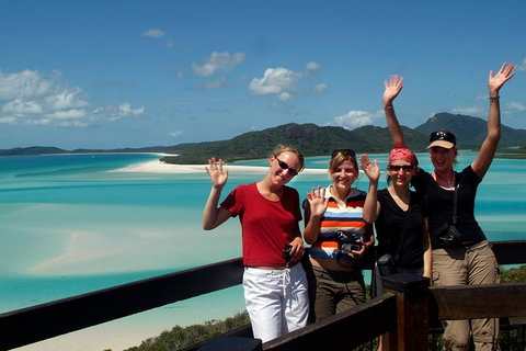 Whitehaven Beach Sailing And Snorkeling Cruise - Accommodation Newcastle 4