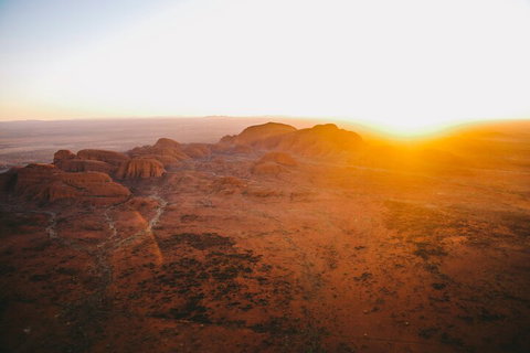 Scenic Flight: Uluru & Kata Tjuta - Accommodation Newcastle 4