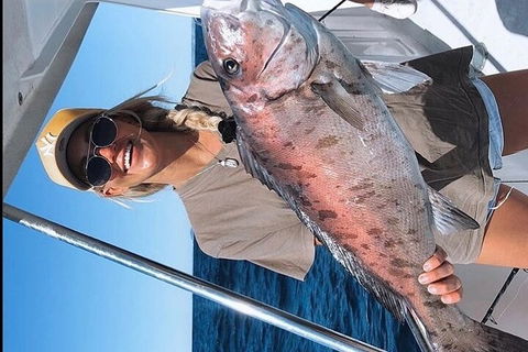 3/4 Day 7 Hour Offshore Fishing Charter - Accommodation Newcastle 1