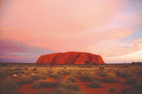 2-Day Uluru (Ayers Rock) And Kata Tjuta Trip From Alice Springs - Accommodation Newcastle 0