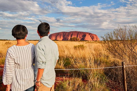 Uluru (Ayers Rock) Sunset Tour - Accommodation Newcastle 1