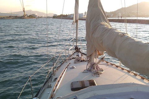 Townsville Small Group Sunset Sail Sailing Cruise Boat Tour Charter Hire - Accommodation Newcastle 4
