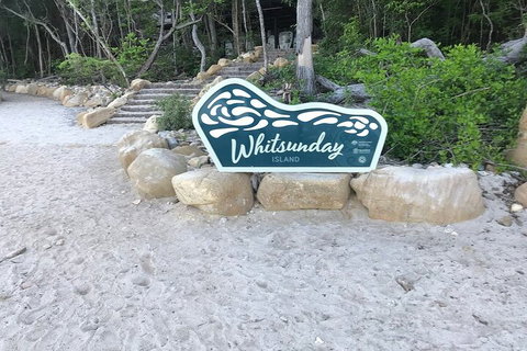 2 Night Small Group Whitsundays Sailing Adventure Aboard Mandrake - Accommodation Newcastle 1