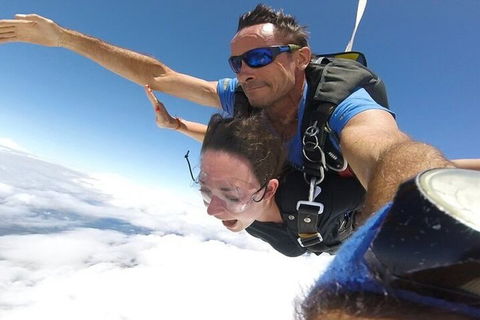 Byron Bay Tandem Sky Dive - Accommodation Newcastle 2