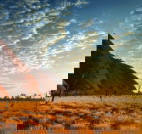 Highlights of Uluru Including Sunrise and Breakfast - Accommodation Newcastle