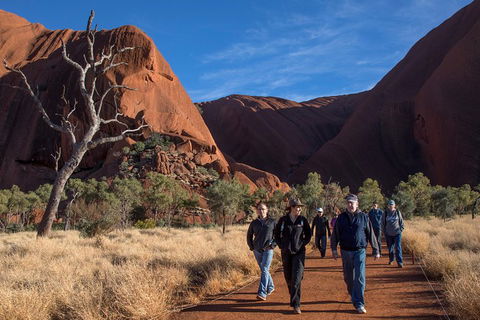 Highlights Of Uluru Including Sunrise And Breakfast - Accommodation Newcastle 3