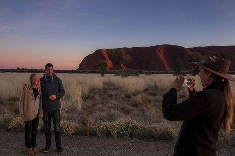 Highlights Of Uluru Including Sunrise And Breakfast - Accommodation Newcastle 4