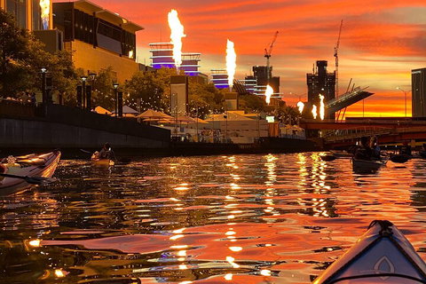 Melbourne Sunset Kayaking Experience With Dinner - Accommodation Newcastle 4