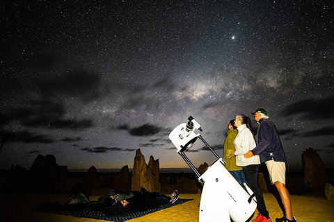 Pinnacles Desert Sunset Stargazing Tour - Accommodation Newcastle 4
