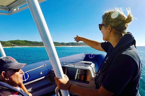 Julian Rocks Byron Bay Cruise - Accommodation Newcastle 3